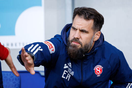 Sandvikens IFs tränare Eldar Abdulic  fotbollsmatchen i