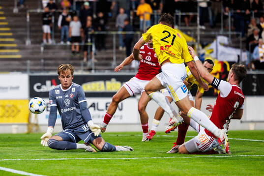 Sandvikens IFs målvakt Hannes Sveijer