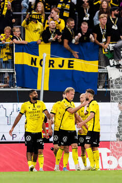 Mjällbys Herman Johansson jublar