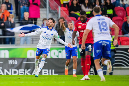 IFK Norrköpings David Moberg Karlsson jublar