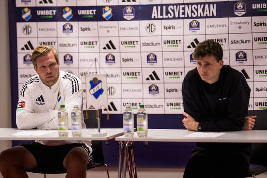 Östers assisterande tränare Daniel Friberg och