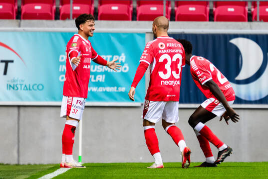 Kalmars Tomas Kalinauskas jublar