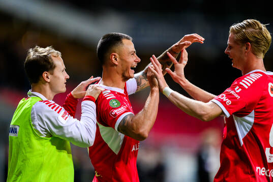 Kalmars Melker Hallberg jublar