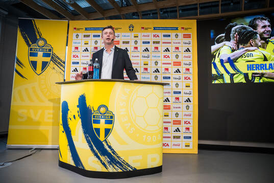 Head coach Jon Dahl Tomasson of the Swedish national
