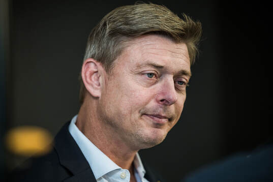 Head coach Jon Dahl Tomasson of the Swedish national
