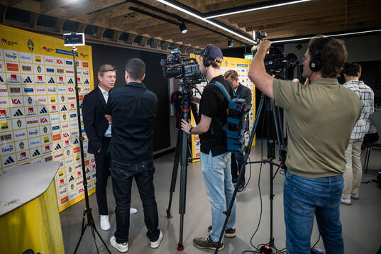 Head coach Jon Dahl Tomasson of the Swedish national