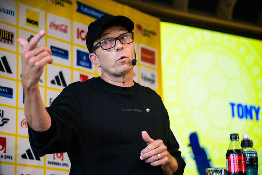 Head coach Tony Gustavsson of the Swedish women's national