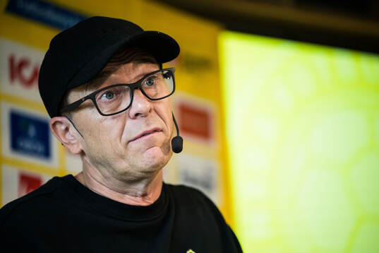 Head coach Tony Gustavsson of the Swedish women's national