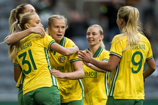 Smilla Holmberg, Ellen Wangerheim, Julie Blakstad, Emilie