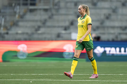Ellen Wangerheim of Hammarby looks dejected
