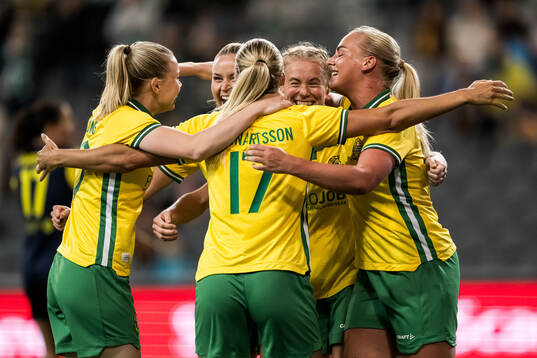Stina Lennartsson, Anna Jøsendal, Cathinka Tandberg and