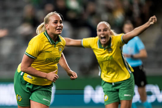 Cathinka Tandberg  of Hammarby celebrates