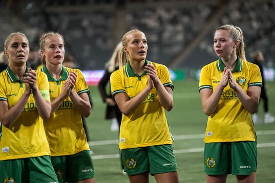 Julie Blakstad, Smilla Holmberg and Bea Sprung of Hammarby