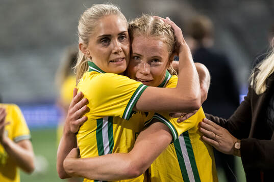 Alice Carlsson and Julie Blakstad of Hammarby celebrate