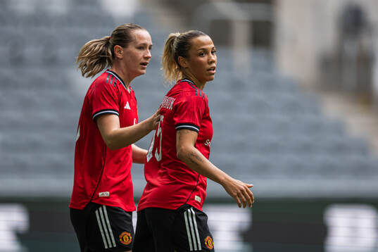 Elisabeth Terland and Celin Bizet Donnum of Manchester