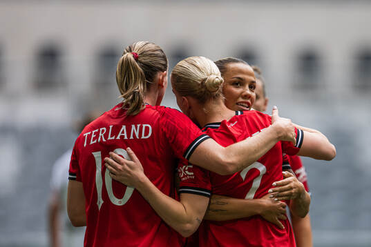 Elisabeth Terland, Anna Sandberg and Celin Bizet Donnum of
