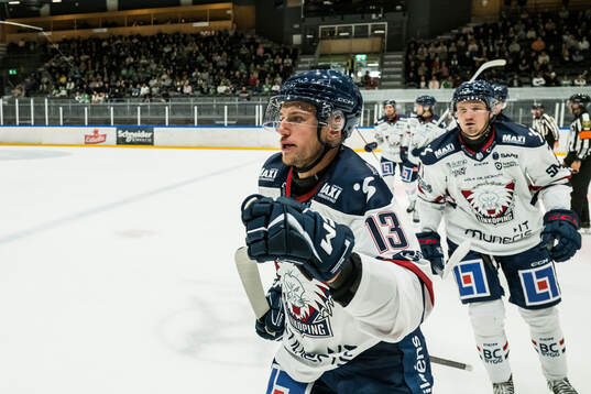 Linköpings Jakub Vrana jublar