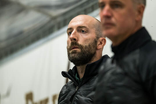 Rögles assisterande tränare Talyer Matson