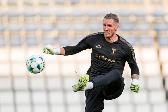 Goalkeeper Robin Olsen