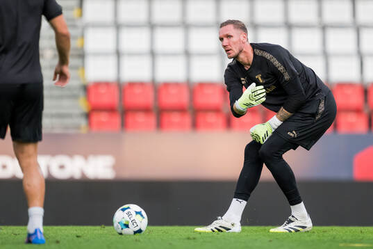 Goalkeeper Robin Olsen