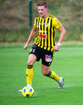 IFK Hässleholms Axel Henriksson i matchen i div. 2 mellan