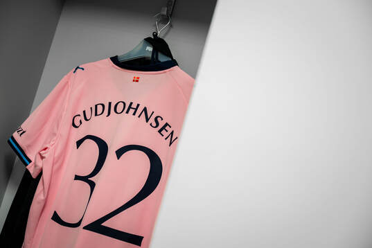 The kit of Daniel Gudjohnsen of Malmö FF in the dressing