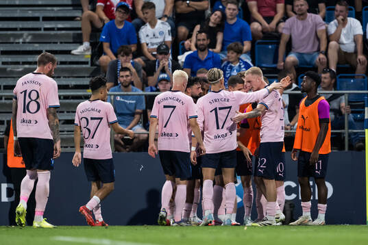 Daniel Gudjohnsen of Malmö FF celebrates with team mates