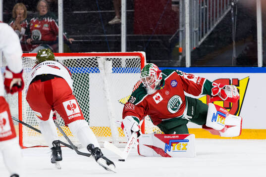 Goalkeeper Tobias Normann of Frölunda
