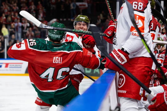 Pascal Brunner of Bolzano and Dominik Egli of Frölunda