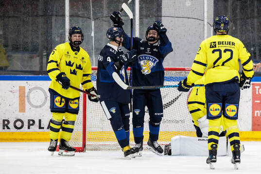 Frans Karjalahti of Finland celebrates