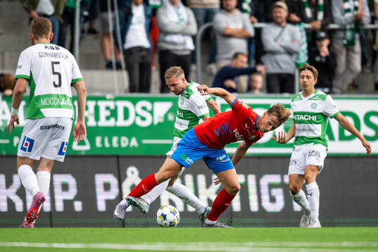 Västerås Jonathan Ring och Helsingborgs Lukas Kjellnäs
