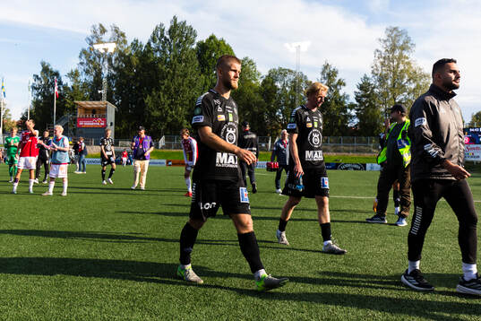 Örebros Hampus Söderström deppar
