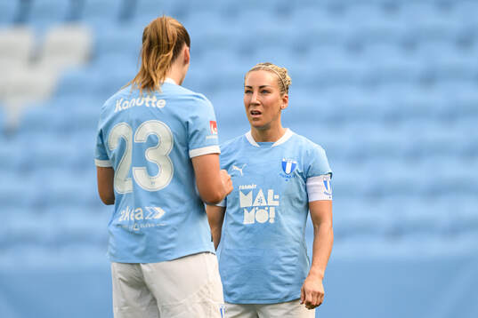 Malmö FFs Sara Kanutte Sørensen Fornes och Mia Persson