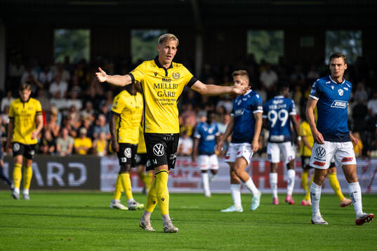 Mjällbys Herman Johansson reagerar