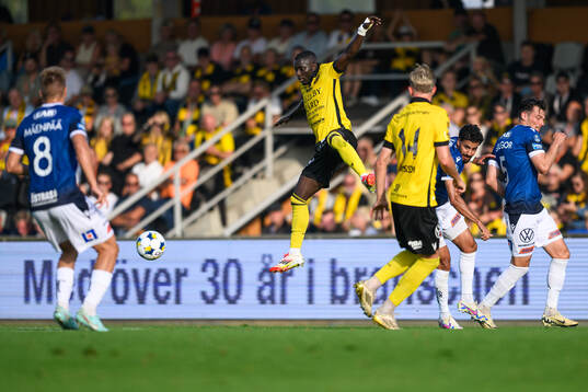 Mjällbys Abdoulie Manneh <under fotbollsmatchen i