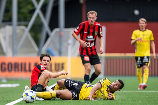 Brommapojkarnas Kevin Ackermann och Elfsborgs Wenderson