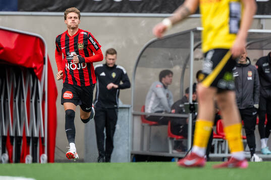 Brommapojkarnas Lukas Björklund byts in