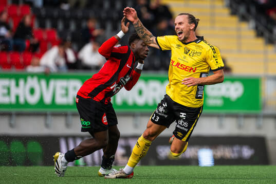 Brommapojkarnas Issiaga Camara och Elfsborgs Niklas Hult