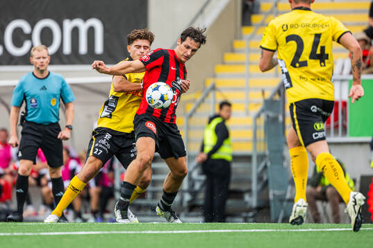 Elfsborgs Besfort Zeneli och Brommapojkarnas Kevin Ackermann