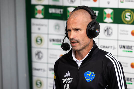 Falkenbergs tränare Christoffer Andersson