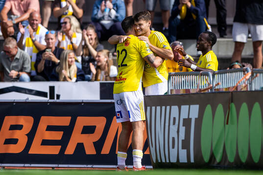 Falkenbergs Albin Andersson jublar