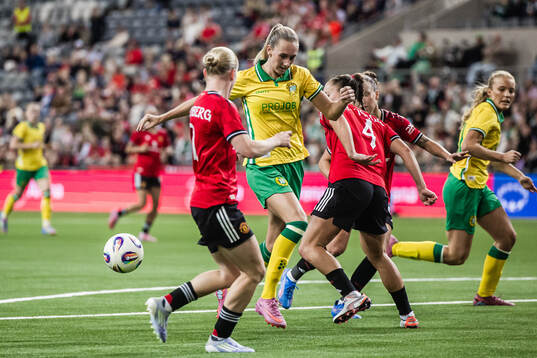 Ellen Wangerheim of Hammarby agent Anna Sandberg and Maya