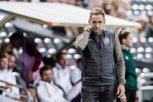 Coach Martin Sjögren of Hammarby looks dejected