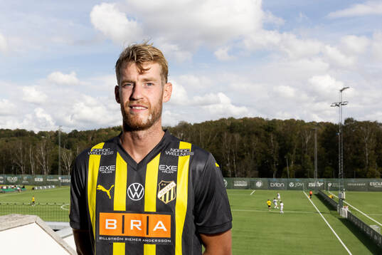 Häckens nyförvärv Filip Helander