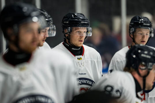 HV71s Linus Lindström
