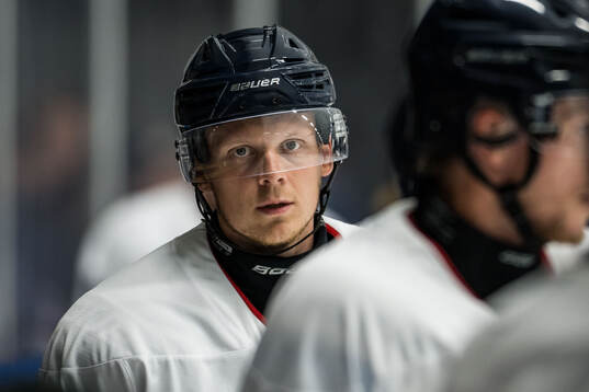 HV71s Linus Lindström
