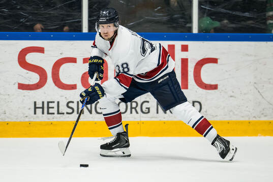 HV71s Olle Alsing