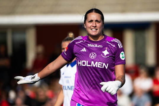 IFK Norrköpings målvakt Caroline Delisle