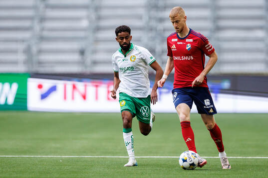 Hammarbys Tesfaldet Tekie och Östers Daniel Ask