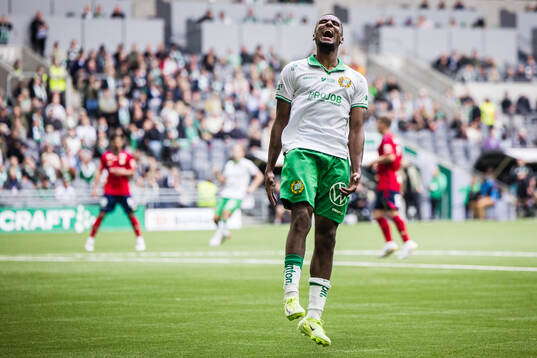 Hammarbys Paulos Abraham reagerar